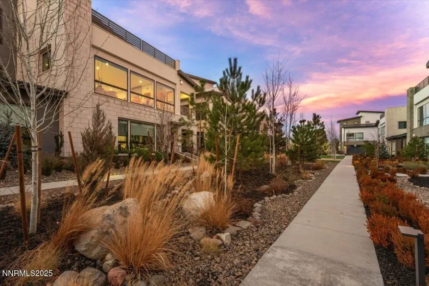 40 Campolina, Reno, Nevada 89511, 3 Bedrooms Bedrooms, ,4 BathroomsBathrooms,Residential,Residential,Campolina,250059321