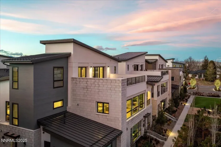 40 Campolina, Reno, Nevada 89511, 3 Bedrooms Bedrooms, ,4 BathroomsBathrooms,Residential,Residential,Campolina,250059321