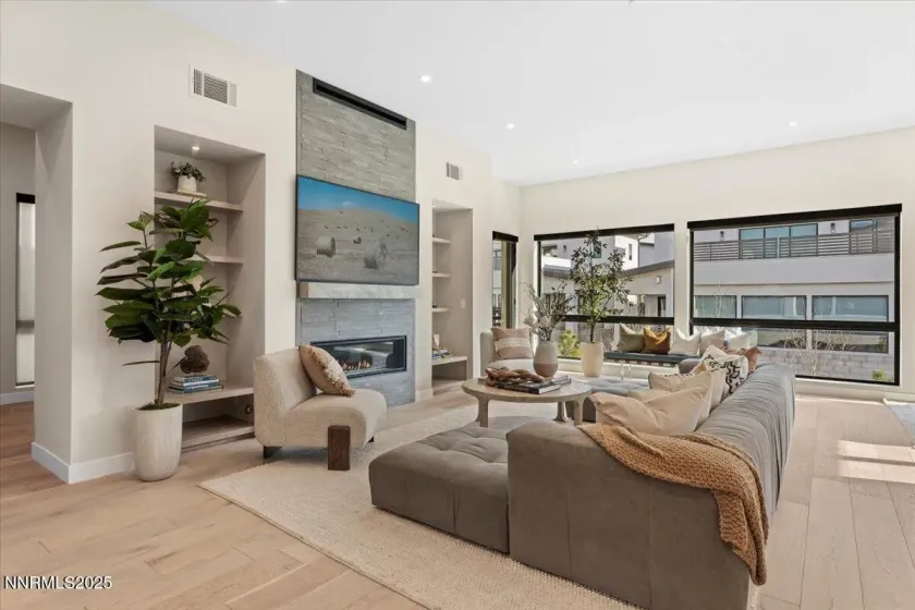 40 Campolina, Reno, Nevada 89511, 3 Bedrooms Bedrooms, ,4 BathroomsBathrooms,Residential,Residential,Campolina,250059321