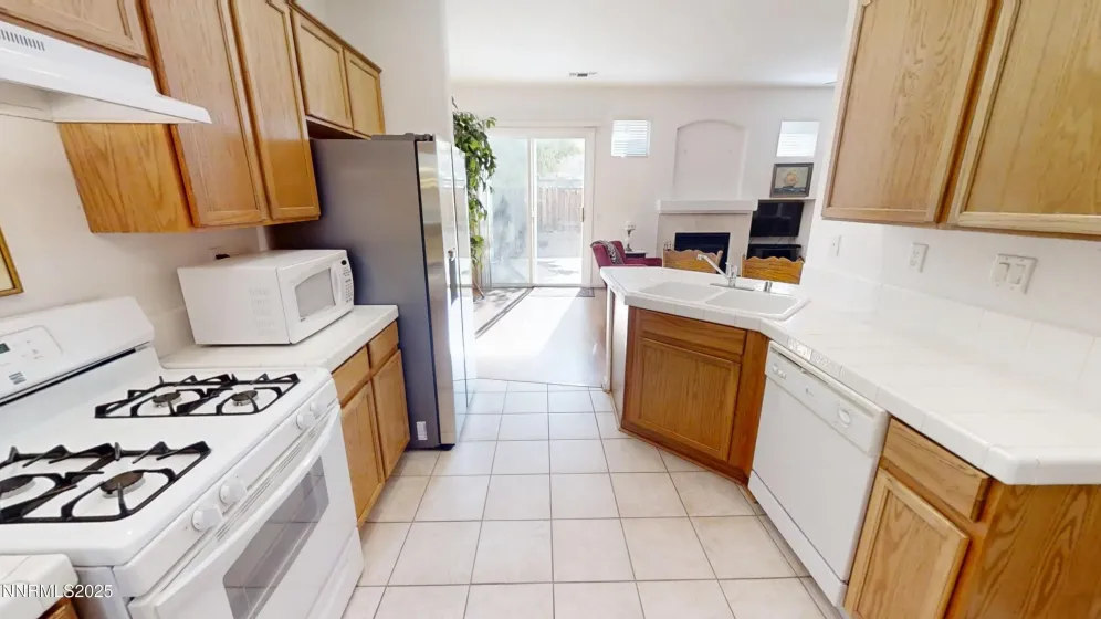 7430 Earlsmoore, Sparks, Nevada 89436, 3 Bedrooms Bedrooms, ,2 BathroomsBathrooms,Residential,Residential,Earlsmoore,250054919