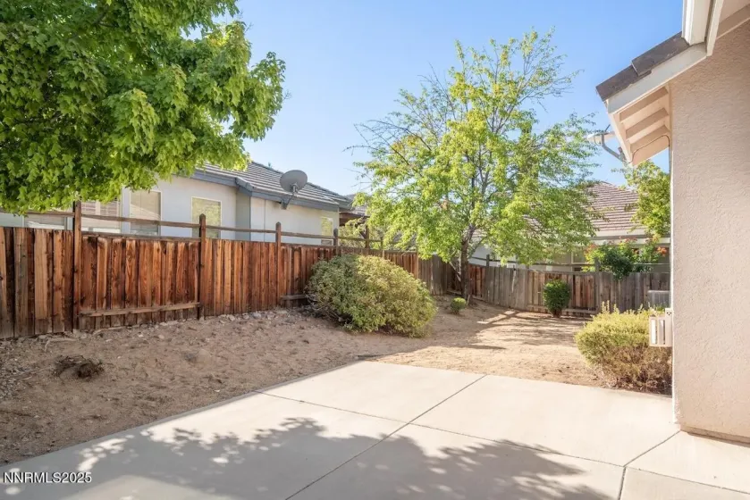 7430 Earlsmoore, Sparks, Nevada 89436, 3 Bedrooms Bedrooms, ,2 BathroomsBathrooms,Residential,Residential,Earlsmoore,250054919