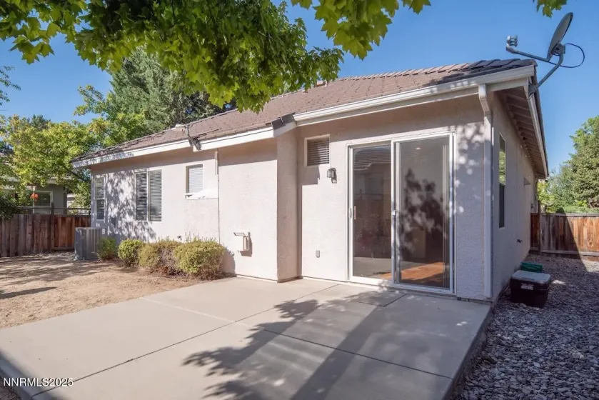 7430 Earlsmoore, Sparks, Nevada 89436, 3 Bedrooms Bedrooms, ,2 BathroomsBathrooms,Residential,Residential,Earlsmoore,250054919