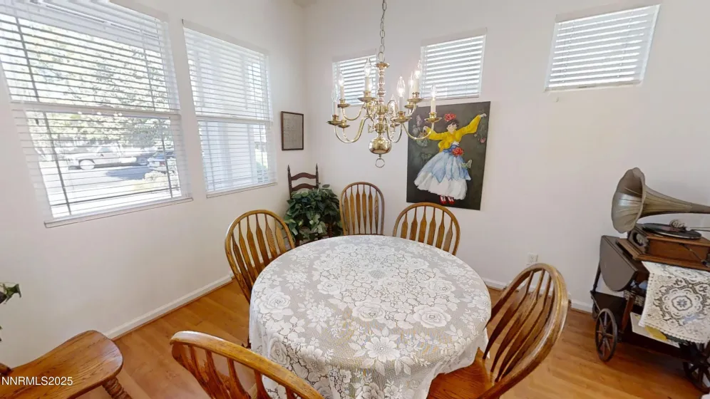 7430 Earlsmoore, Sparks, Nevada 89436, 3 Bedrooms Bedrooms, ,2 BathroomsBathrooms,Residential,Residential,Earlsmoore,250054919