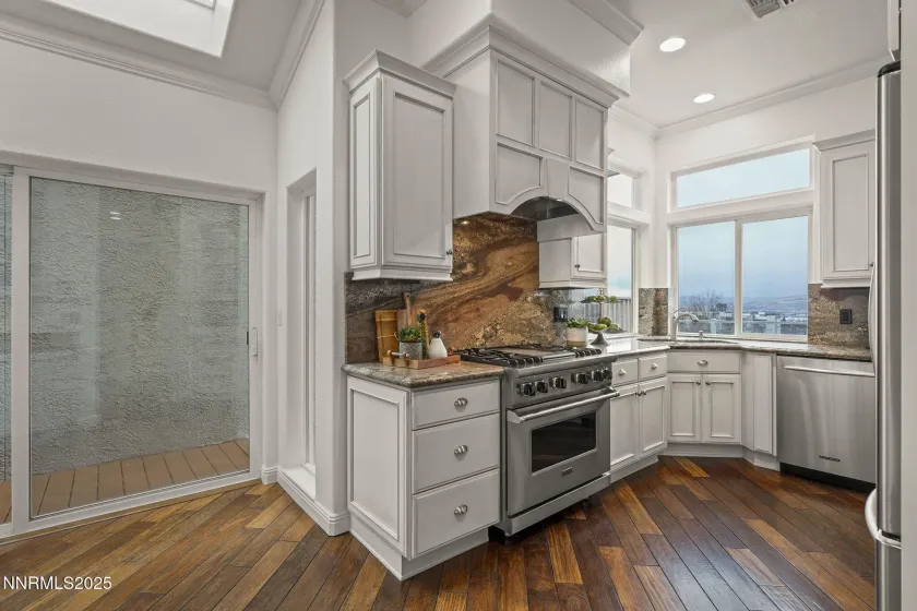 2636 Edgerock, Reno, Nevada 89519, 3 Bedrooms Bedrooms, ,4 BathroomsBathrooms,Residential,Residential,Edgerock,250059323