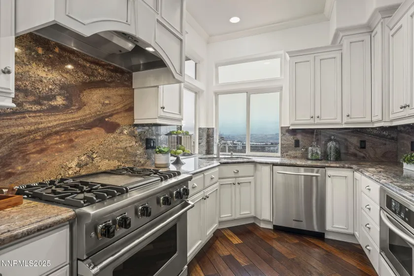 2636 Edgerock, Reno, Nevada 89519, 3 Bedrooms Bedrooms, ,4 BathroomsBathrooms,Residential,Residential,Edgerock,250059323