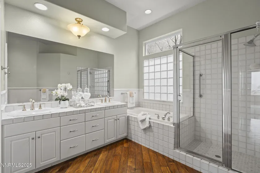 2636 Edgerock, Reno, Nevada 89519, 3 Bedrooms Bedrooms, ,4 BathroomsBathrooms,Residential,Residential,Edgerock,250059323