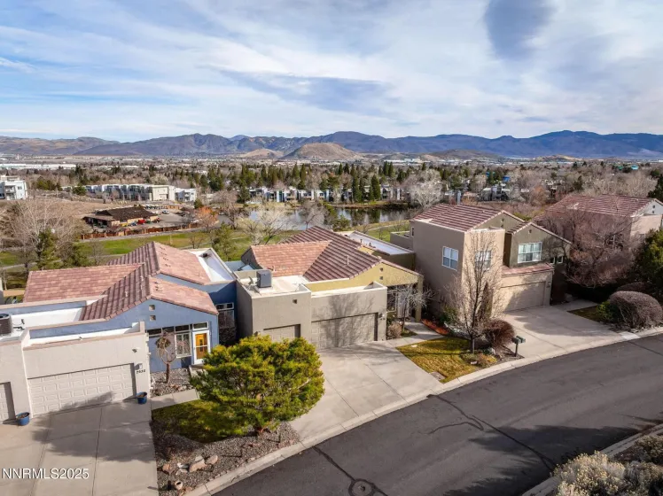 2636 Edgerock, Reno, Nevada 89519, 3 Bedrooms Bedrooms, ,4 BathroomsBathrooms,Residential,Residential,Edgerock,250059323