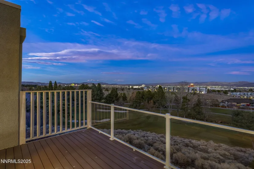 2636 Edgerock, Reno, Nevada 89519, 3 Bedrooms Bedrooms, ,4 BathroomsBathrooms,Residential,Residential,Edgerock,250059323