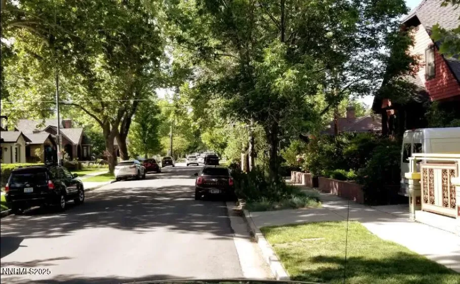 611 & 611A Nixon, Reno, Nevada 89509, 3 Bedrooms Bedrooms, ,2 BathroomsBathrooms,Residential,Residential,Nixon,250059324