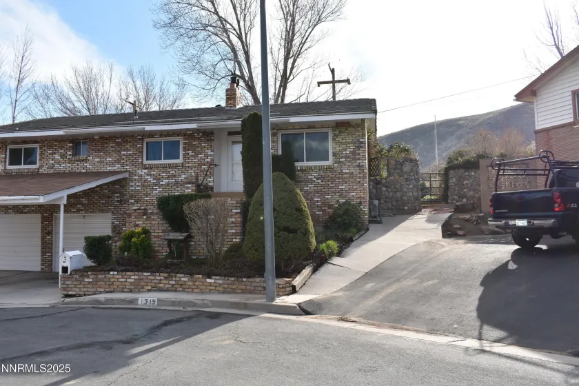 1315 4th, Carson City, Nevada 89703, 3 Bedrooms Bedrooms, ,3 BathroomsBathrooms,Residential,Residential,4th,250059327