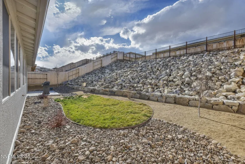 32 Stellar, Carson City, Nevada 89705, 4 Bedrooms Bedrooms, ,3 BathroomsBathrooms,Residential,Residential,Stellar,250059332