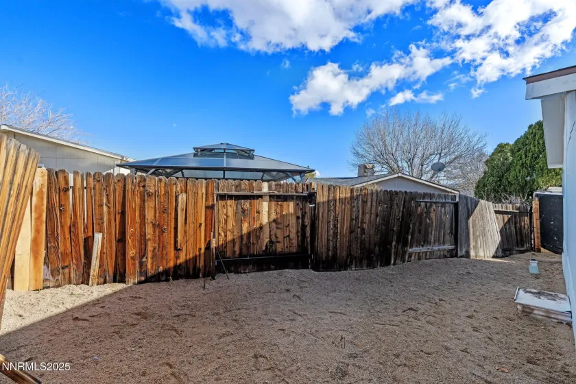 2720 Dahlia, Reno, Nevada 89512, 2 Bedrooms Bedrooms, ,2 BathroomsBathrooms,Residential,Residential,Dahlia,250059333