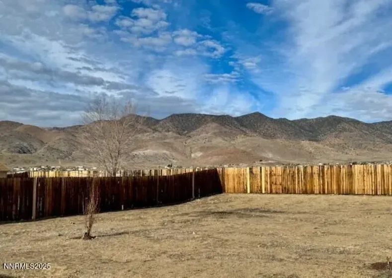 2044 Lonnie, Dayton, Nevada 89403, 3 Bedrooms Bedrooms, ,2 BathroomsBathrooms,Residential,Residential,Lonnie,250059336