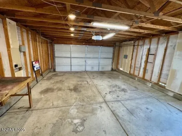 2044 Lonnie, Dayton, Nevada 89403, 3 Bedrooms Bedrooms, ,2 BathroomsBathrooms,Residential,Residential,Lonnie,250059336