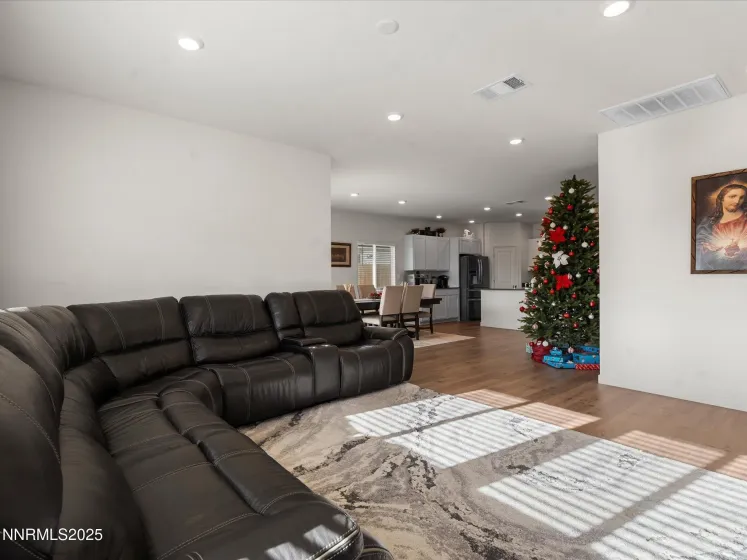 599 Union Road, Dayton, Nevada 89403, 4 Bedrooms Bedrooms, ,2 BathroomsBathrooms,Residential,Residential,Union Road,250059337