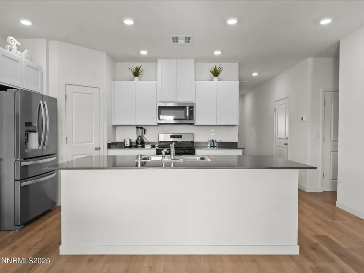 599 Union Road, Dayton, Nevada 89403, 4 Bedrooms Bedrooms, ,2 BathroomsBathrooms,Residential,Residential,Union Road,250059337