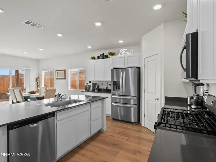 599 Union Road, Dayton, Nevada 89403, 4 Bedrooms Bedrooms, ,2 BathroomsBathrooms,Residential,Residential,Union Road,250059337