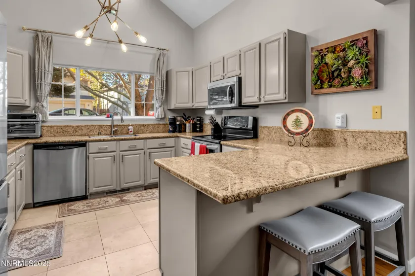 3900 Cashill, Reno, Nevada 89509, 3 Bedrooms Bedrooms, ,3 BathroomsBathrooms,Residential,Residential,Cashill,250059339