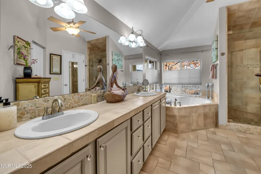 3900 Cashill, Reno, Nevada 89509, 3 Bedrooms Bedrooms, ,3 BathroomsBathrooms,Residential,Residential,Cashill,250059339