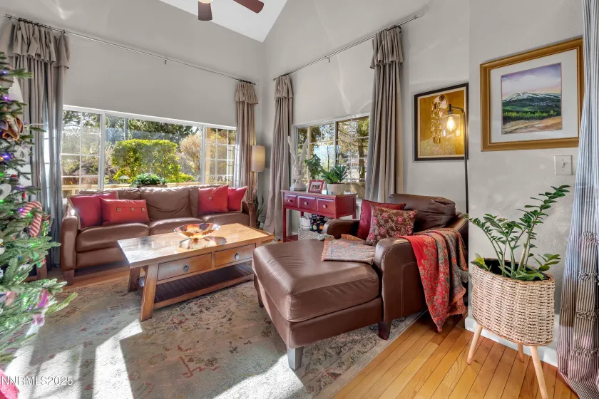 3900 Cashill, Reno, Nevada 89509, 3 Bedrooms Bedrooms, ,3 BathroomsBathrooms,Residential,Residential,Cashill,250059339