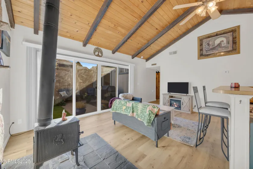 39 Granite, Carson City, Nevada 89706, 2 Bedrooms Bedrooms, ,1 BathroomBathrooms,Residential,Residential,Granite,250059340