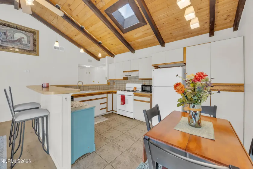 39 Granite, Carson City, Nevada 89706, 2 Bedrooms Bedrooms, ,1 BathroomBathrooms,Residential,Residential,Granite,250059340