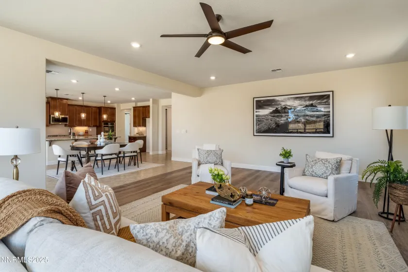 1023 Carico Valley, Sparks, Nevada 89441, 4 Bedrooms Bedrooms, ,4 BathroomsBathrooms,Residential,Residential,Carico Valley,250059342