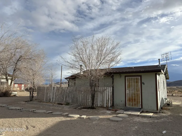20 Miley, Yerington, Nevada 89447, 5 Bedrooms Bedrooms, ,2 BathroomsBathrooms,Residential,Residential,Miley,250059349