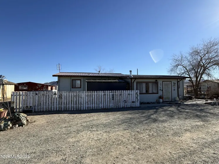 20 Miley, Yerington, Nevada 89447, 5 Bedrooms Bedrooms, ,2 BathroomsBathrooms,Residential,Residential,Miley,250059349