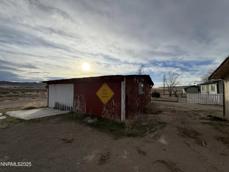 20 Miley, Yerington, Nevada 89447, 5 Bedrooms Bedrooms, ,2 BathroomsBathrooms,Residential,Residential,Miley,250059349