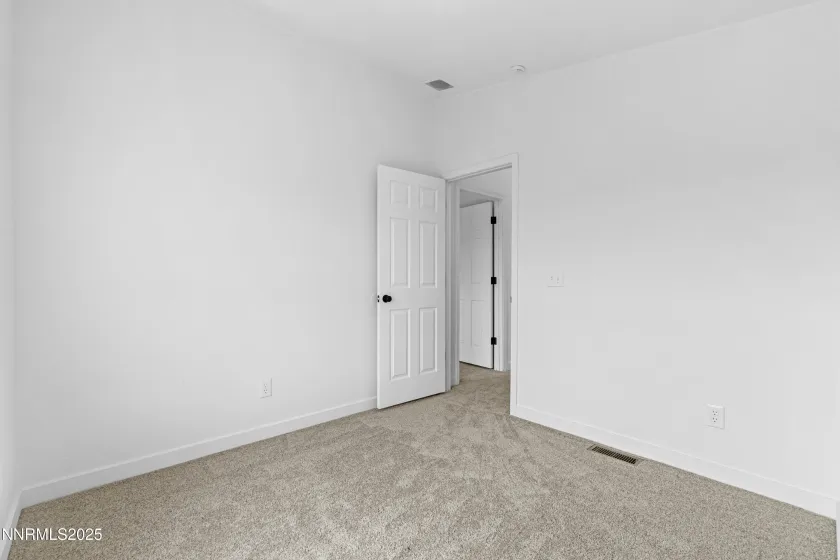 863 Jennys, Fernley, Nevada 89408, 3 Bedrooms Bedrooms, ,2 BathroomsBathrooms,Residential,Residential,Jennys,250055607