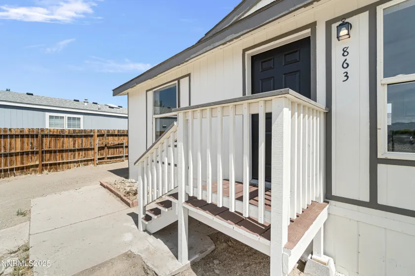863 Jennys, Fernley, Nevada 89408, 3 Bedrooms Bedrooms, ,2 BathroomsBathrooms,Residential,Residential,Jennys,250055607