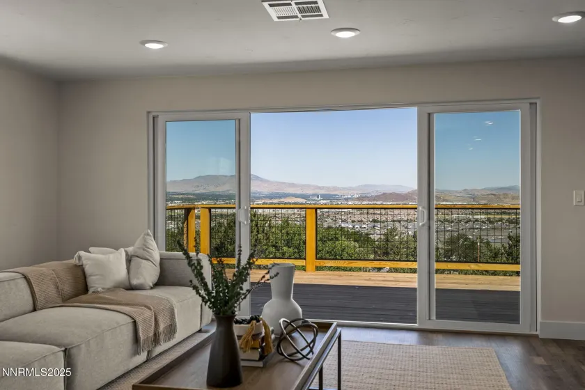 13900 Virginia Foothills, Reno, Nevada 89521, 3 Bedrooms Bedrooms, ,3 BathroomsBathrooms,Residential,Residential,Virginia Foothills,250054782