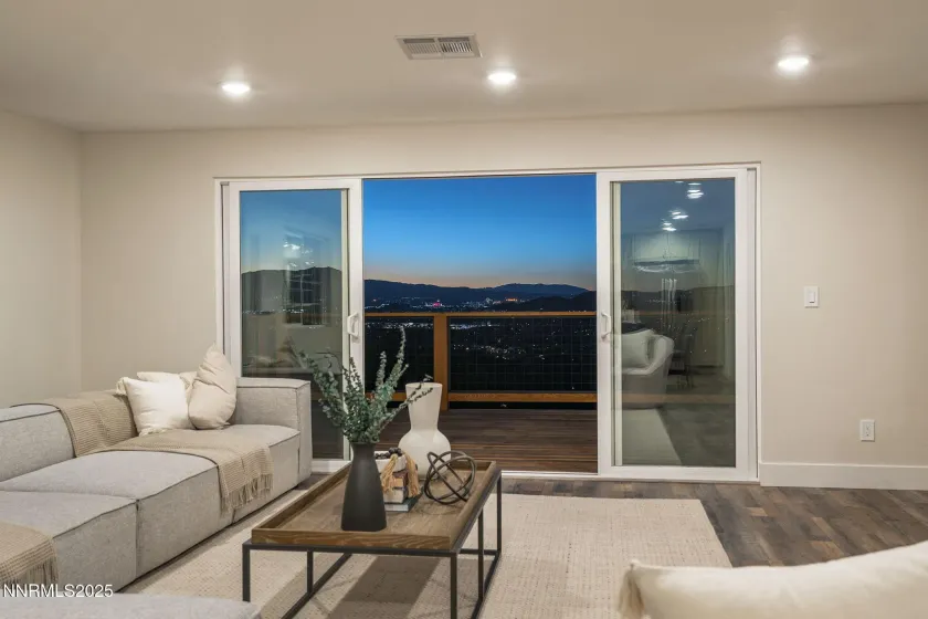 13900 Virginia Foothills, Reno, Nevada 89521, 3 Bedrooms Bedrooms, ,3 BathroomsBathrooms,Residential,Residential,Virginia Foothills,250054782