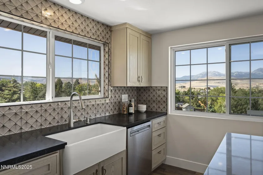 13900 Virginia Foothills, Reno, Nevada 89521, 3 Bedrooms Bedrooms, ,3 BathroomsBathrooms,Residential,Residential,Virginia Foothills,250054782