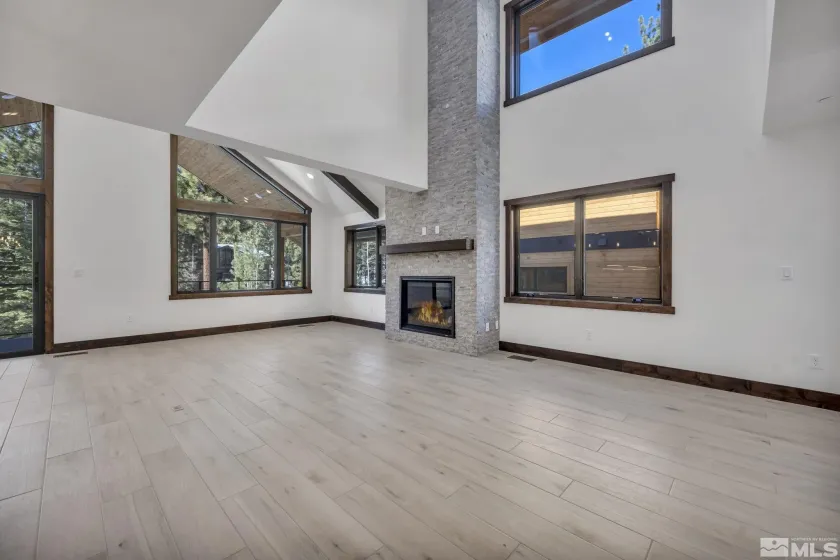 152 Sierra Colina, Stateline, Nevada 89449, 3 Bedrooms Bedrooms, ,4 BathroomsBathrooms,Residential,Residential,Sierra Colina,250002955