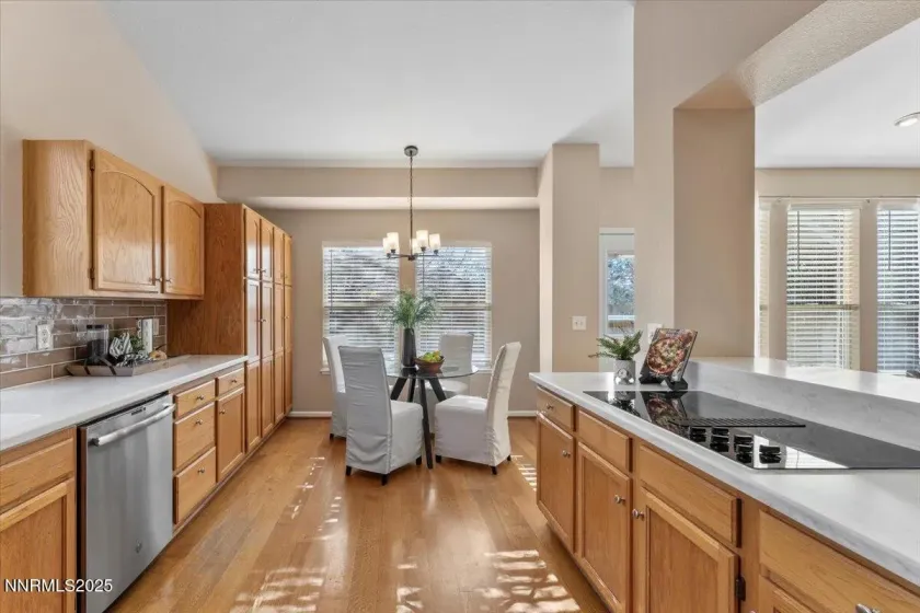 1655 Black Oak, Sparks, Nevada 89436, 2 Bedrooms Bedrooms, ,2 BathroomsBathrooms,Residential,Residential,Black Oak,250059354