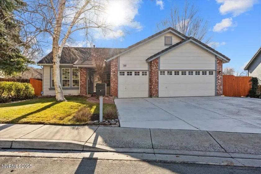 1655 Black Oak, Sparks, Nevada 89436, 2 Bedrooms Bedrooms, ,2 BathroomsBathrooms,Residential,Residential,Black Oak,250059354