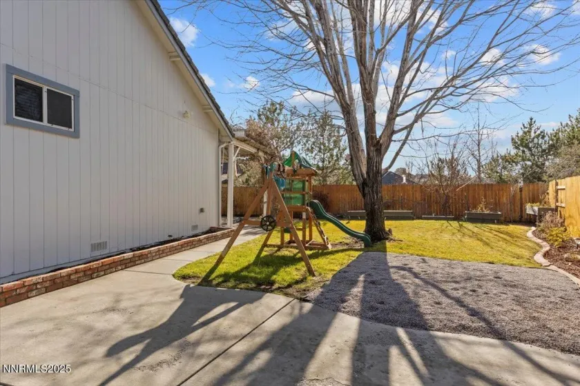 1655 Black Oak, Sparks, Nevada 89436, 2 Bedrooms Bedrooms, ,2 BathroomsBathrooms,Residential,Residential,Black Oak,250059354