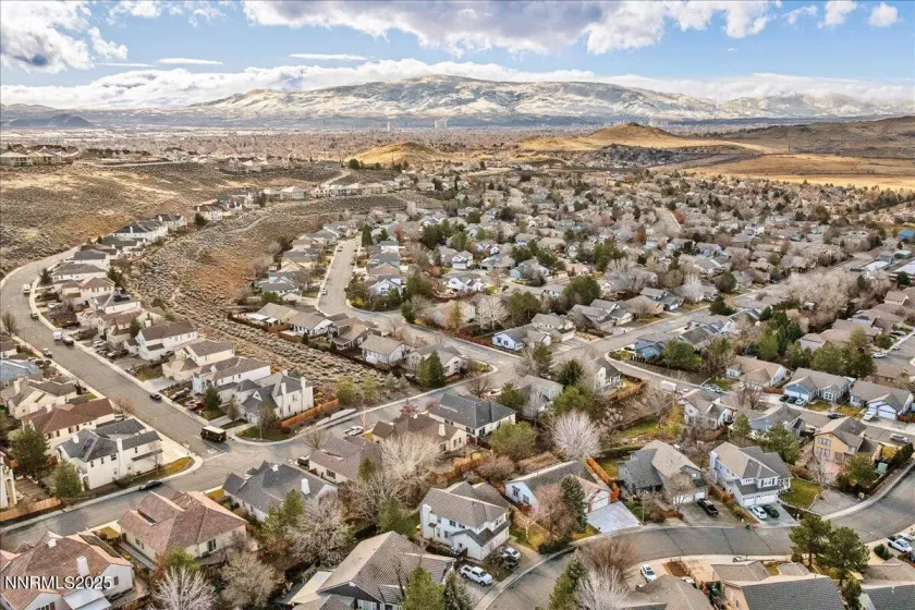 1655 Black Oak, Sparks, Nevada 89436, 2 Bedrooms Bedrooms, ,2 BathroomsBathrooms,Residential,Residential,Black Oak,250059354