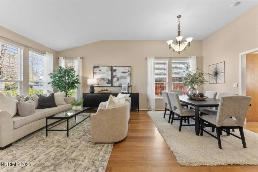 1655 Black Oak, Sparks, Nevada 89436, 2 Bedrooms Bedrooms, ,2 BathroomsBathrooms,Residential,Residential,Black Oak,250059354