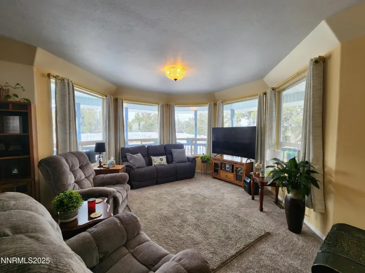 271 Greencrest, Spring Creek, Nevada 89815, 3 Bedrooms Bedrooms, ,3 BathroomsBathrooms,Residential,Residential,Greencrest,250059360