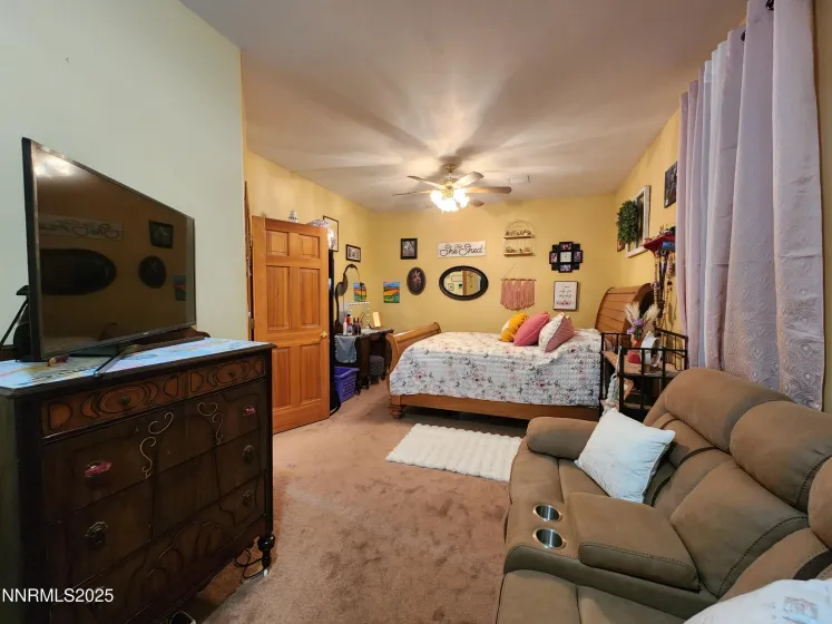 271 Greencrest, Spring Creek, Nevada 89815, 3 Bedrooms Bedrooms, ,3 BathroomsBathrooms,Residential,Residential,Greencrest,250059360