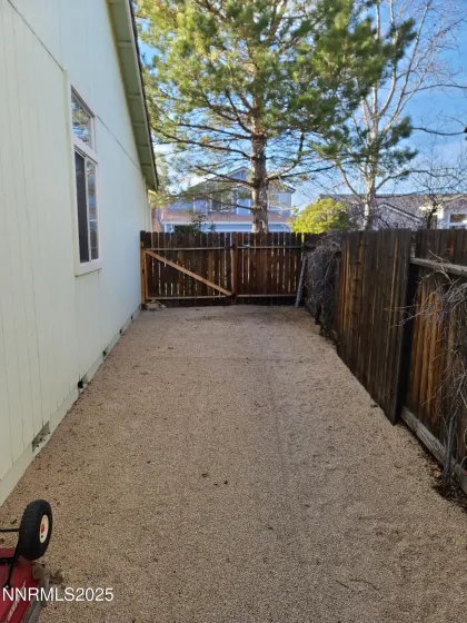 2900 Fairwood, Reno, Nevada 89502, 3 Bedrooms Bedrooms, ,2 BathroomsBathrooms,Residential,Residential,Fairwood,250059363