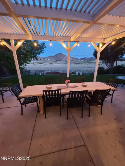 2900 Fairwood, Reno, Nevada 89502, 3 Bedrooms Bedrooms, ,2 BathroomsBathrooms,Residential,Residential,Fairwood,250059363