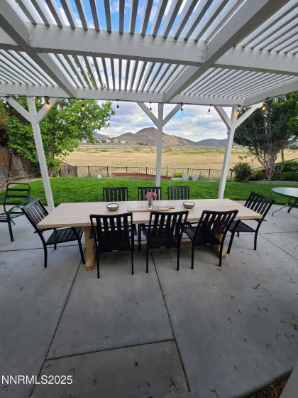 2900 Fairwood, Reno, Nevada 89502, 3 Bedrooms Bedrooms, ,2 BathroomsBathrooms,Residential,Residential,Fairwood,250059363