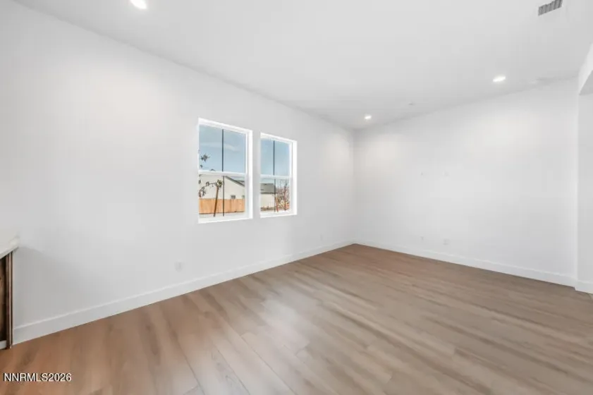 2400 Arrowroot, Sparks, Nevada 89441, 3 Bedrooms Bedrooms, ,3 BathroomsBathrooms,Residential,Residential,Arrowroot,250059369