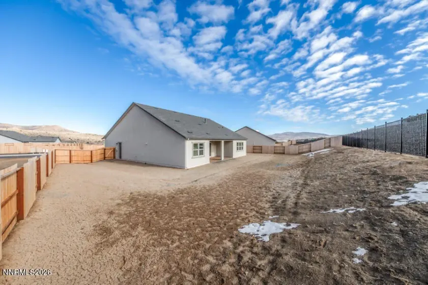 2400 Arrowroot, Sparks, Nevada 89441, 3 Bedrooms Bedrooms, ,3 BathroomsBathrooms,Residential,Residential,Arrowroot,250059369