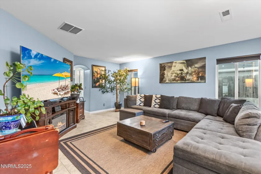 3131 Winter Rose, Reno, Nevada 89502, 3 Bedrooms Bedrooms, ,3 BathroomsBathrooms,Residential,Residential,Winter Rose,250059370