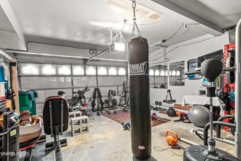 3131 Winter Rose, Reno, Nevada 89502, 3 Bedrooms Bedrooms, ,3 BathroomsBathrooms,Residential,Residential,Winter Rose,250059370